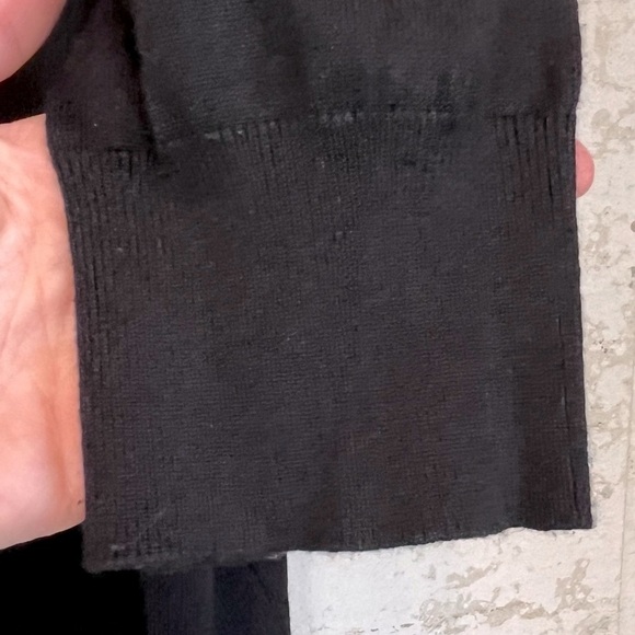 Gnu Black Cardigan Button Up Large - Picture 11 of 13